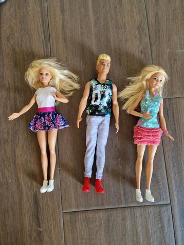 Losse Barbie en Ken poppen beschikbaar voor biedingen