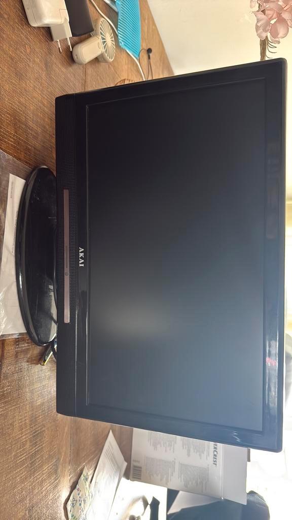 AKAI 19” LCD TV met ingebouwde DVD-speler & HDMI, Audio, Tv en Foto, Televisies, Zo goed als nieuw, Ophalen of Verzenden