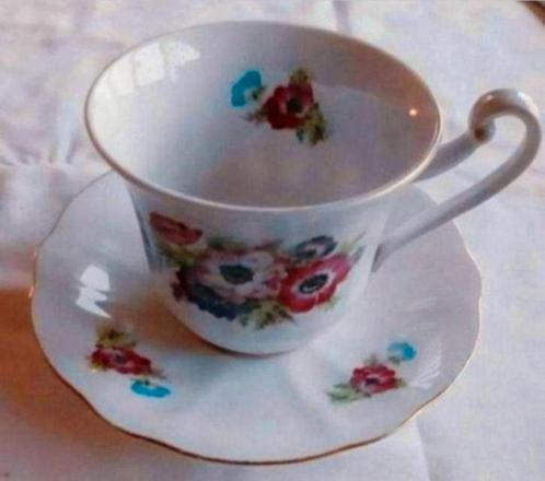Extra groot koffie thee kopje anemon bord roosjes Rheinpflaz, Antiek en Kunst, Antiek | Servies los, Ophalen of Verzenden