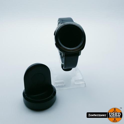 Samsung Gear Sport Smartwatch + Lader, Sieraden, Tassen en Uiterlijk, Antieke sieraden
