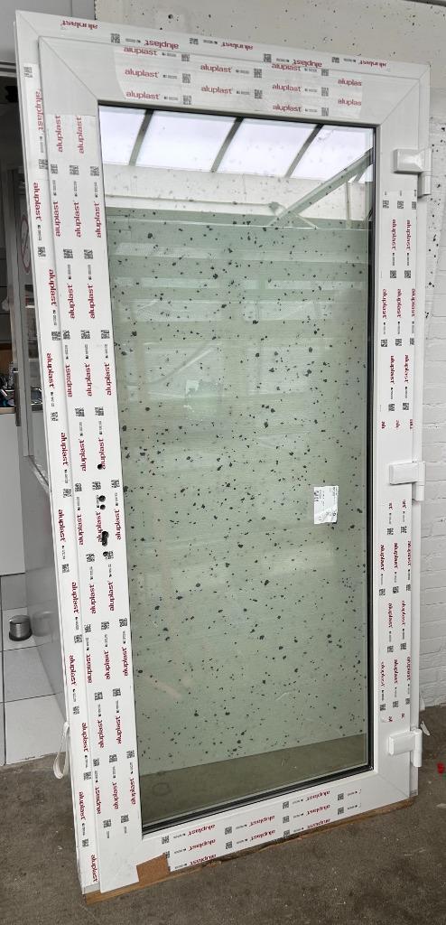 Kunststof achterdeur 103,5 x 210 cm Rechts kleur Wit, Doe-het-zelf en Verbouw, Deuren en Horren, Nieuw, Buitendeur, 200 tot 215 cm