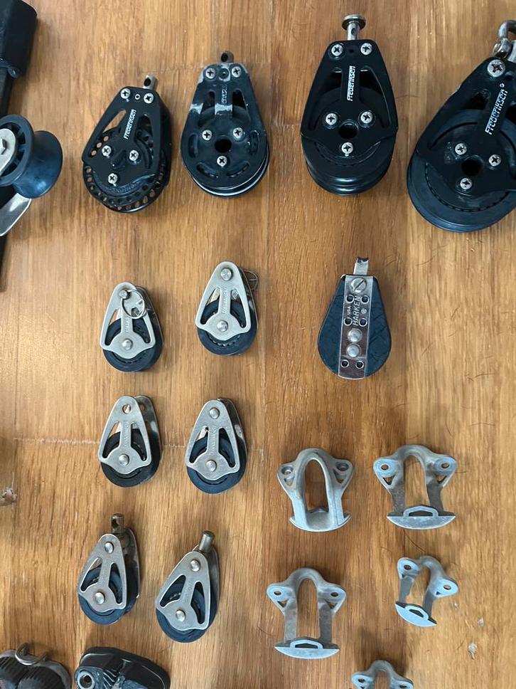 Harken, Ronstan, Frederiksen klemmen en Katrollen - Gelagerd, Watersport en Boten, Bootonderdelen, Gebruikt, Tuigage en Masten
