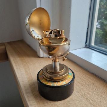 Japans golden globe aansteker messing oud muziekdoos beschikbaar voor biedingen