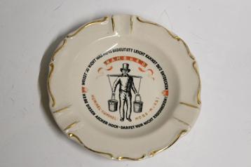 ondeugende porseleinen asbak hamburg souvenir duitsland   beschikbaar voor biedingen