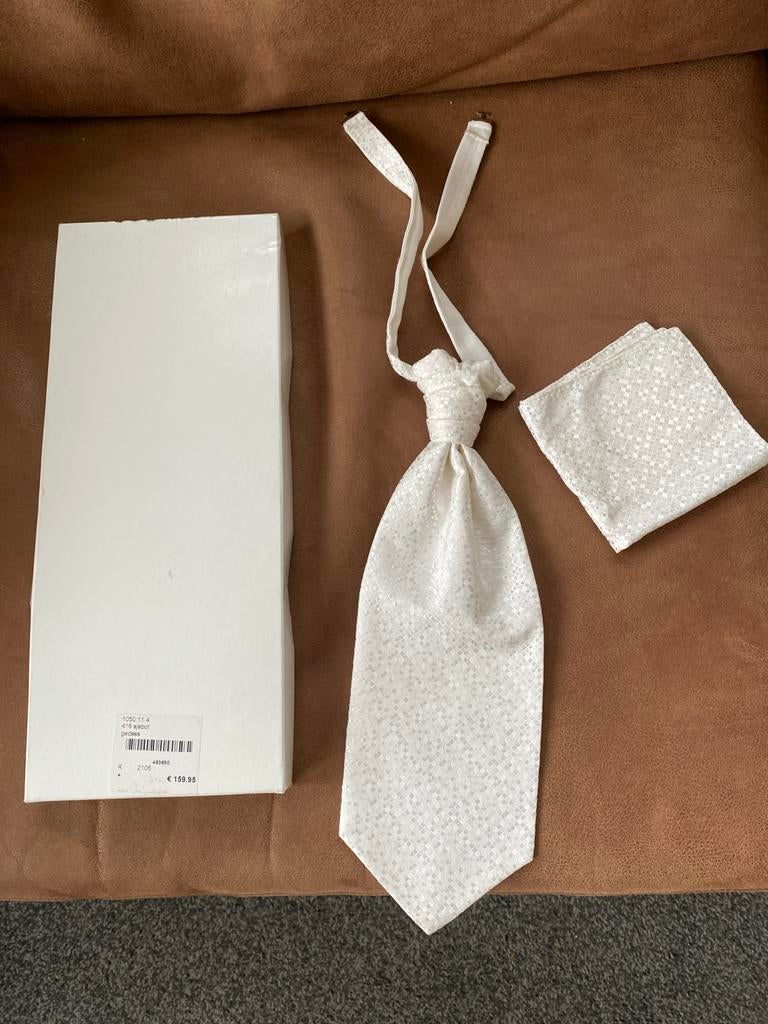 Witte stropdas met patroon, Ophalen of Verzenden, Zo goed als nieuw, Wit, Met patroon