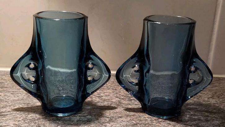 Set van 2 Drost Vaasjes Blauw Glas, Antiek en Kunst, Antiek | Glas en Kristal, Ophalen of Verzenden