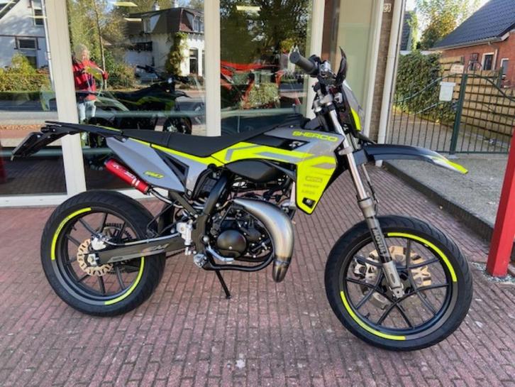 sherco 50 sm-r silver, Fietsen en Brommers, Brommeronderdelen | Algemeen, Zo goed als nieuw, Overige typen, Ophalen of Verzenden