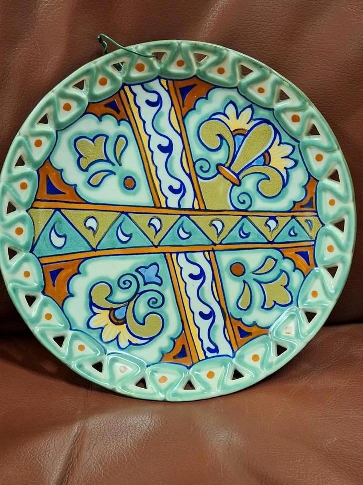 Gouda Plateel Bord - Handbeschilderd, Antiek en Kunst, Antiek | Keramiek en Aardewerk, Ophalen of Verzenden