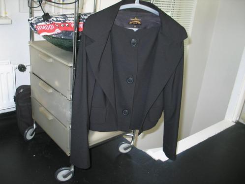 hip jasje zw Vivian Westwood mt 4, idem Sarah  Pacini mt  3, Kleding | Dames, Jasjes, Kostuums en Pakken, Zo goed als nieuw, Jasje