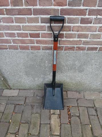 CKM Tools Spade - Tuingereedschap beschikbaar voor biedingen