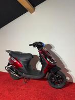 Piaggio zip 70cc, Fietsen en Brommers, Scooters | Piaggio, Ophalen, Tweetakt, Maximaal 45 km/u, Zo goed als nieuw