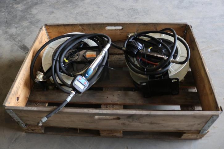 Haspels Ecodora voorzien van vulpistolen, Auto diversen, Autogereedschap, Zo goed als nieuw, Ophalen