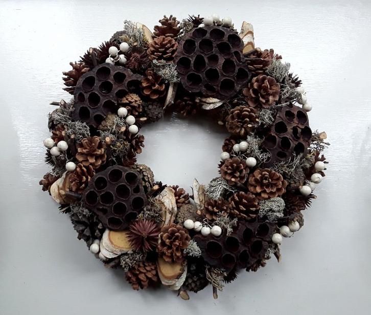Krans (nieuw in de doos), Diversen, Kerst, Nieuw, Ophalen of Verzenden