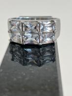 Mooie zilveren ring, Sieraden, Tassen en Uiterlijk, Ringen, 19 tot 20, Ophalen of Verzenden, Zo goed als nieuw, Dame