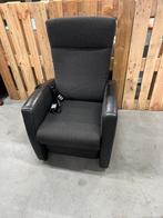 Comfortabele elektrisch verstelbare sta-op fauteuil Stawett, Huis en Inrichting, Fauteuils, D, 75 tot 100 cm, Ophalen of Verzenden
