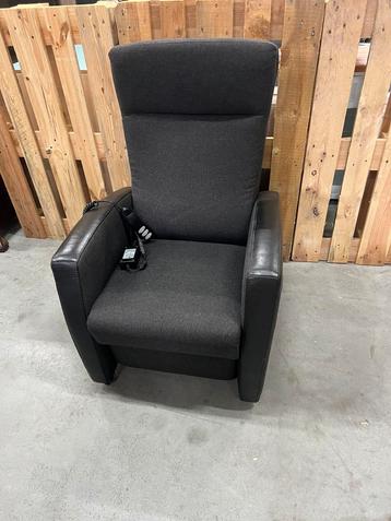 Elektrische Relaxfauteuil Donkergrijs / Zwart – Comfort beschikbaar voor biedingen