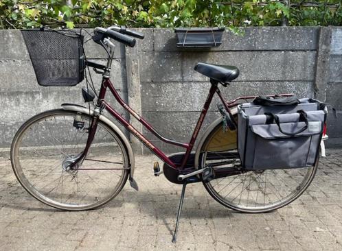 Damesfiets - Batavus Locarno incl. fietsmand en fietstas, Fietsen en Brommers, Fietsen | Dames | Damesfietsen, Gebruikt, Batavus