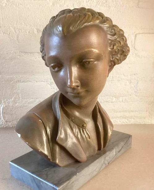 Borstbeeld van de jonge Mozart. Gesigneerd: M.Secondo., Antiek en Kunst, Kunst | Beelden en Houtsnijwerken, Ophalen of Verzenden