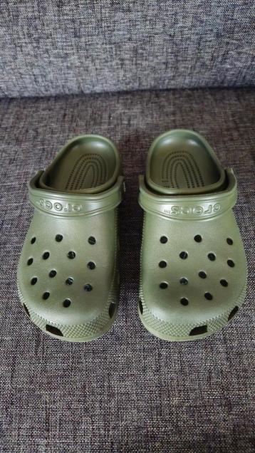 Crocs classic army green maat 36 - 37 nieuw beschikbaar voor biedingen