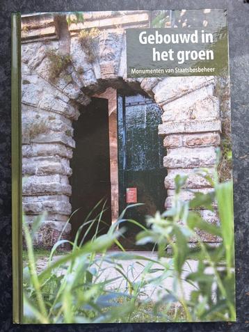 Boek over Monumenten van Staadsbosbeheer beschikbaar voor biedingen