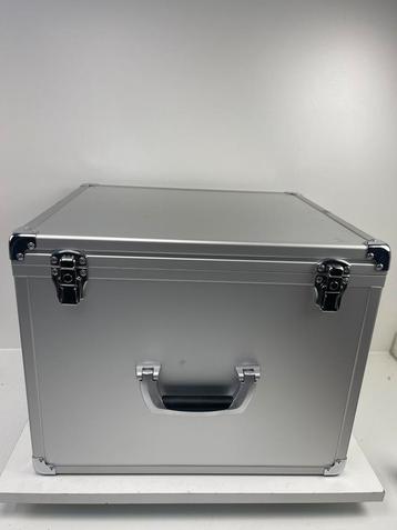 FLIGHTCASES 45x40cm 35cm Hg.SCHOTTE TECHNOCASE Knaller 10St. beschikbaar voor biedingen