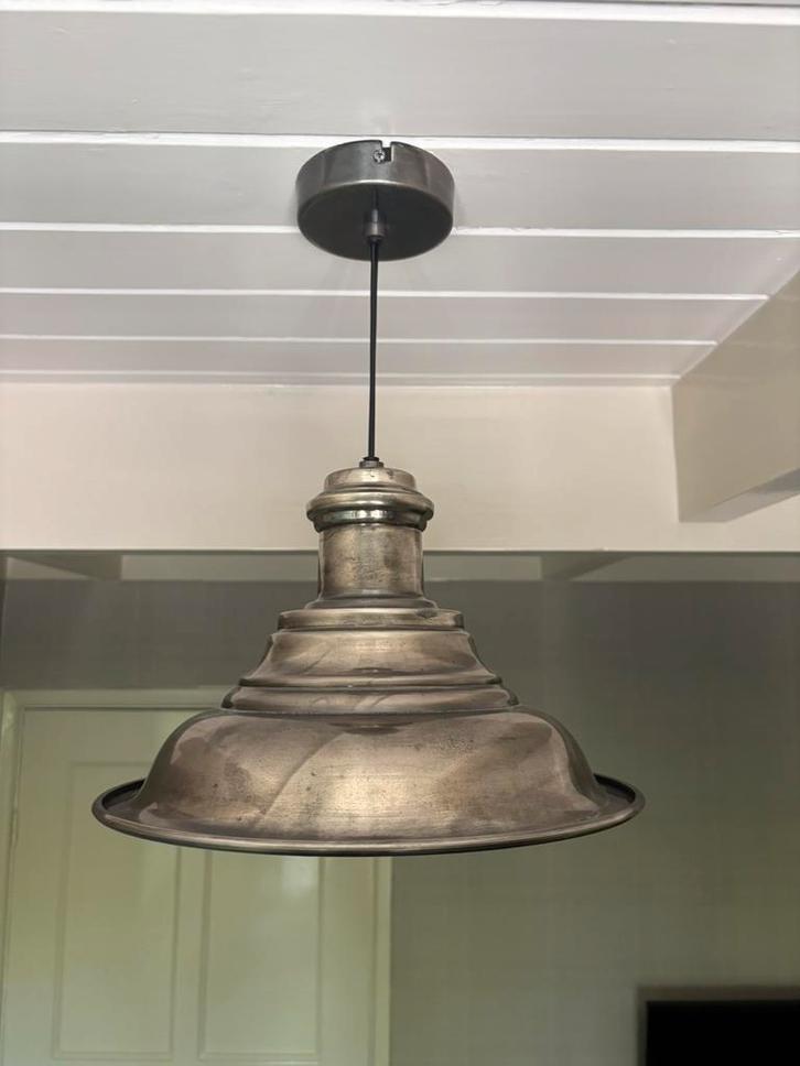 Mooie metalen hanglamp 31,5 cm breed, Huis en Inrichting, Lampen | Hanglampen, Zo goed als nieuw, Minder dan 50 cm, Metaal, Ophalen of Verzenden