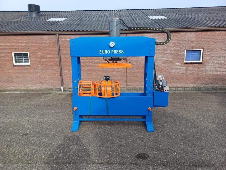 100 ton werkplaatspers Garagepers, Zakelijke goederen, Machines en Bouw | Industrie en Techniek, Ophalen