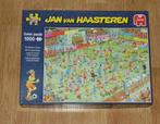 Jan van Haasteren - WK Vrouwenvoetbal - (1000 stuks), Ophalen of Verzenden, 500 t/m 1500 stukjes, Zo goed als nieuw, Legpuzzel