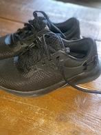 Under Armour Sneakers - Zwart, Sportschoenen, Ophalen of Verzenden, Zo goed als nieuw, Under Armour