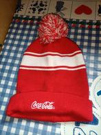 Leuke warme COCA COLA muts met pluim, Ophalen of Verzenden, Zo goed als nieuw, Gebruiksvoorwerp