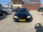 BMW 1-serie 116i Executive navi ecc lm v elgen (bj 2006), Gebruikt, Zwart, 4 cilinders, 635 kg
