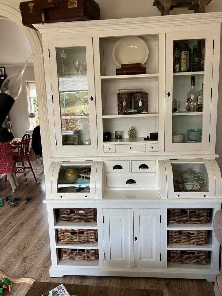 Mooie buffetkast, Huis en Inrichting, Kasten | Buffetkasten, Zo goed als nieuw, 200 cm of meer, 100 tot 150 cm, 50 tot 75 cm, Met lade(s)