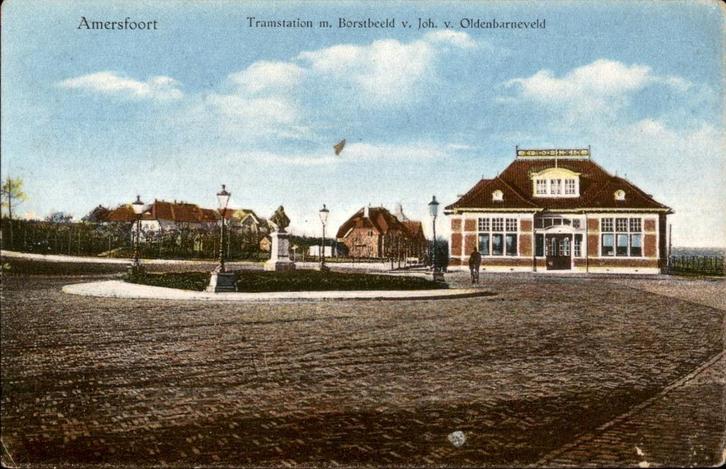 Amersfoort  Tramstation + borstbeeld. J. van Oldenbarneveld, Verzamelen, Ansichtkaarten | Nederland, Ongelopen, Utrecht, Voor 1920