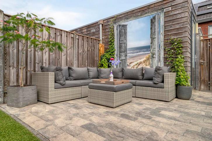 Hoekbank met kussens en hocker, Tuin en Terras, Tuinsets en Loungesets, Zo goed als nieuw, Tuinset, 5 zitplaatsen, Bank, Hocker