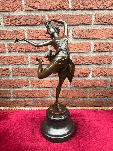 prachtig bronzen beeld, levenslustige danseres, Antiek en Kunst, Antiek | Koper en Brons, Brons, Ophalen of Verzenden