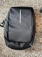 Laptoptas met usb aansluiting en heel veel vakjes, Ophalen of Verzenden, 17 inch of meer, Nieuw, Schoudertas