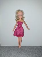 Fuchsia cocktail jurk met ceintuur voor sindy barbie fleur, Ophalen of Verzenden, Gebruikt, Kleertjes