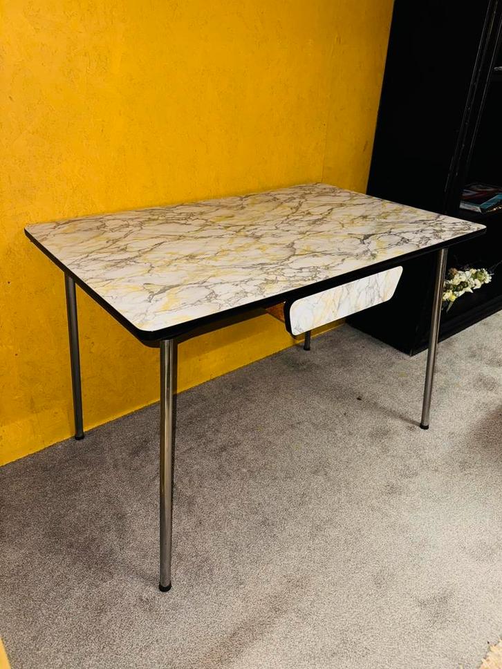 Retro vintage formica tafel met lade marmer look, Verzamelen, Retro, Ophalen