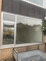 Gratis Kunststof Kozijn met Dubbelglas, Doe-het-zelf en Verbouw, Glas en Ramen, Ophalen, Gevelraam of Ruit, 80 tot 120 cm, Zo goed als nieuw