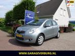 Toyota Yaris 1.3 VVT-i (Airco), Voorwielaandrijving, Stof, Gebruikt, Zwart