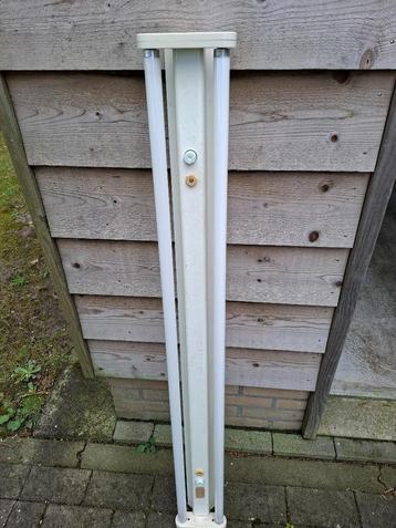 Dubbel TL Armatuur compleet met 2 Lampen 36W beschikbaar voor biedingen