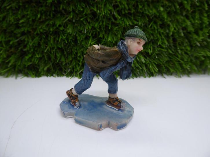 Luville Item -  Hendric on iceskate - 612070, Diversen, Kerst, Nieuw, Ophalen of Verzenden