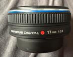 Olympus M.Zuiko Digital 17mm F/2.8 Zwart, Ophalen of Verzenden, 1980 tot heden, Lens of Lenzen