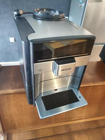 Siemens EQ6 plus s700 beschikbaar voor biedingen