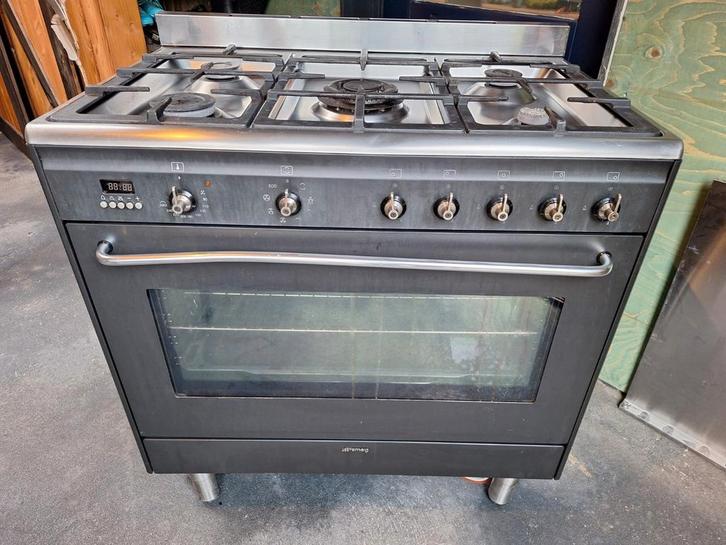 Smeg fornuis, Witgoed en Apparatuur, Fornuizen, Gebruikt, Vrijstaand, Gas, 5 kookzones of meer, 90 tot 95 cm, 60 cm of meer, Ophalen of Verzenden