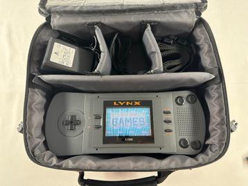 Atari Lynx handheld + game, travel kit case, adapter beschikbaar voor biedingen
