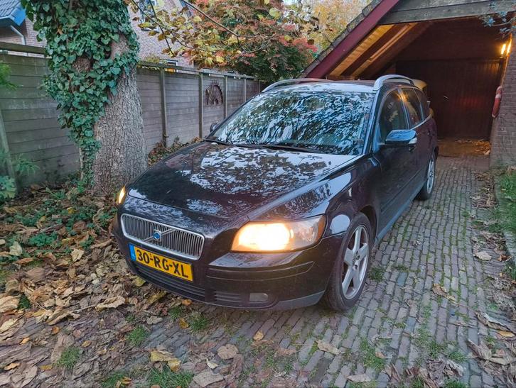 Volvo V50 2.5 T5 2005 Zwart, Auto's, Volvo, Particulier, V50, ABS, Airconditioning, Bluetooth, Centrale vergrendeling, Climate control