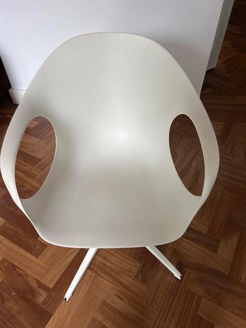 Moderne Witte Eetkamerstoel 4stuks Elephant for kristalia, Huis en Inrichting, Stoelen, Zo goed als nieuw, Eén, Kunststof, Wit