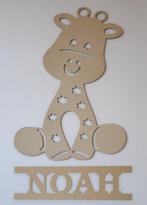 giraffe met Naam, Kinderen en Baby's, Kinderkamer | Inrichting en Decoratie, Nieuw, Ophalen of Verzenden, Wanddecoratie