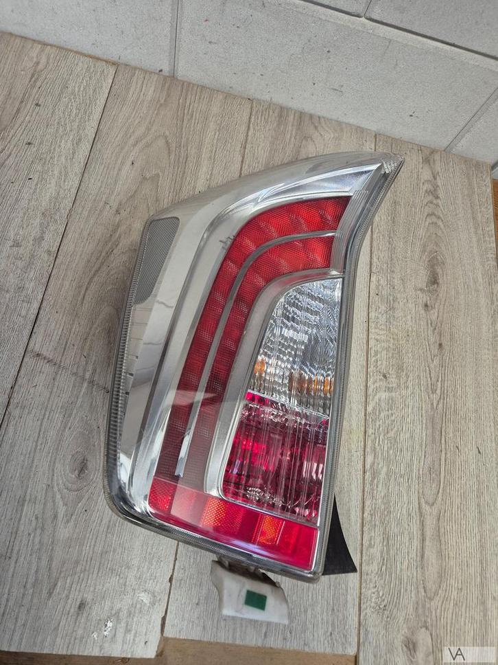 Toyota Prius 3 2009 -2013 achterlicht links nette staat €100, Auto-onderdelen, Verlichting, Toyota, Gebruikt, Ophalen of Verzenden